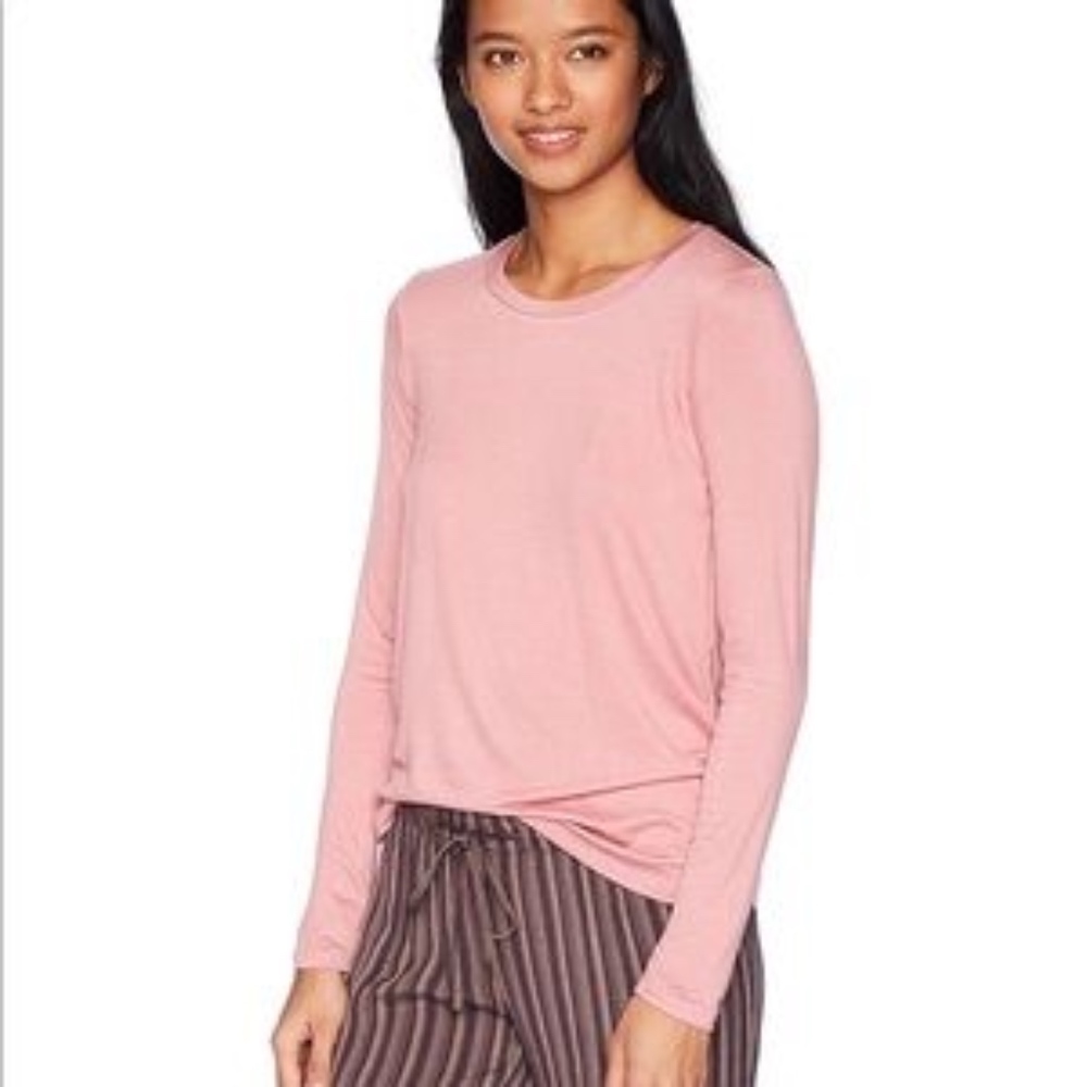 Solid Light Pink Long Sleeve Round Neck Top